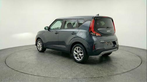 Gravity Gray 2025 Kia Soul LX