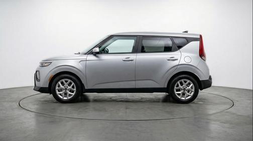 Steel Gray 2025 Kia Soul LX