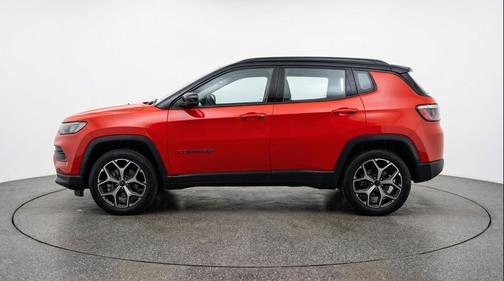 Red Hot Pearlcoat 2025 Jeep Compass Limited