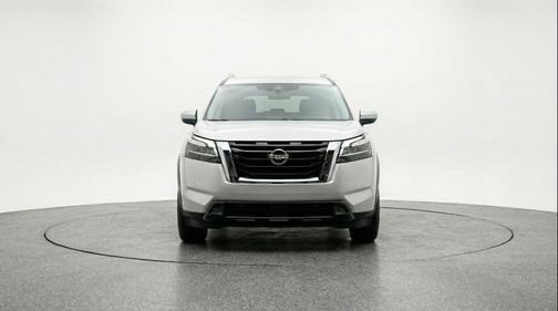 Brilliant Silver Metallic 2025 Nissan Pathfinder SV FWD