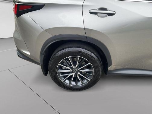 Atomic Silver 2024 Lexus NX 350 Premium