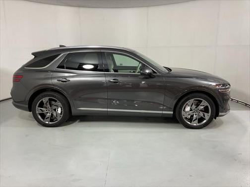 2025 Genesis Electrified GV70 Advanced AWD