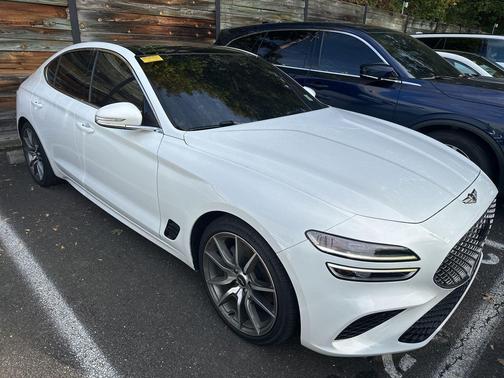 2022 Genesis G70 2.0T AWD