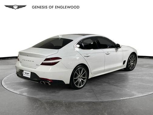 2022 Genesis G70 2.0T AWD