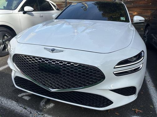 2022 Genesis G70 2.0T AWD