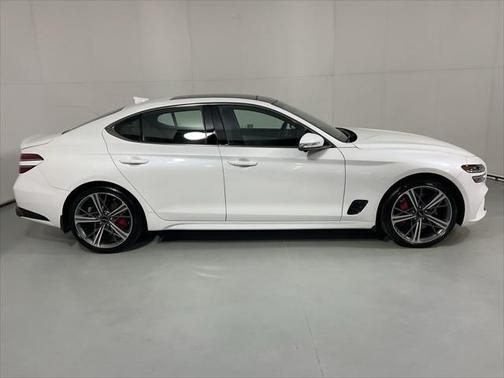 2024 Genesis G70 3.3T AWD Sport Advanced