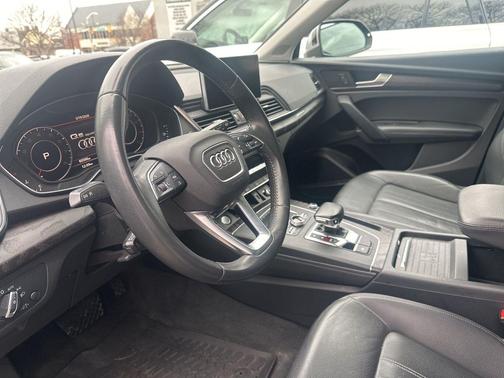 2020 Audi Q5 45 Premium Plus