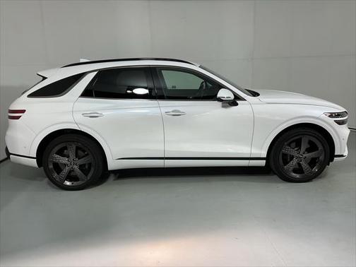 2025 Genesis GV70 2.5T AWD