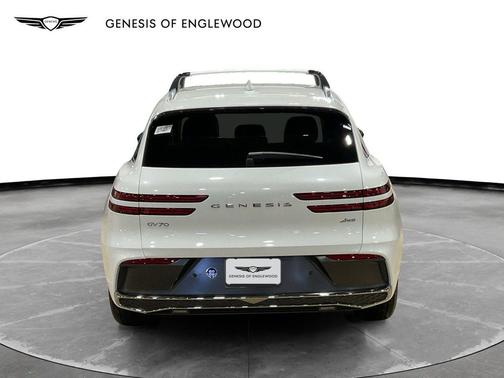 2026 Genesis GV70 2.5T