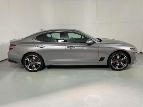 2025 Genesis G70 3.3T AWD Sport Advanced