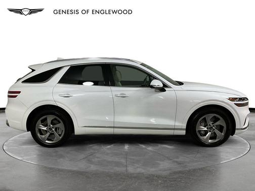 2026 Genesis GV70 2.5T Select