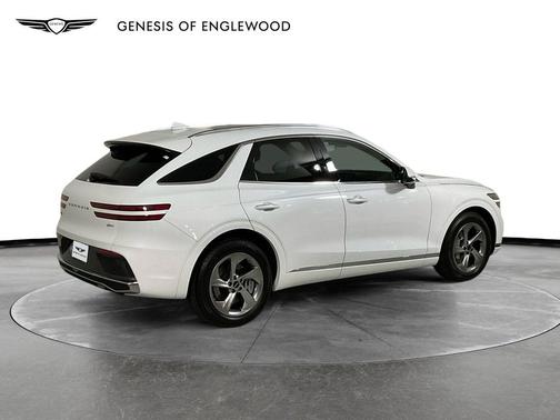 2026 Genesis GV70 2.5T Select