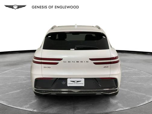 2026 Genesis GV70 2.5T Select