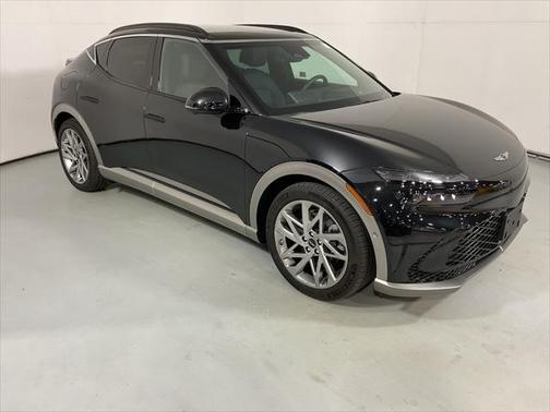 2024 Genesis GV60 Advanced AWD