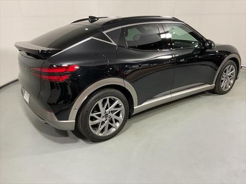 2024 Genesis GV60 Advanced AWD