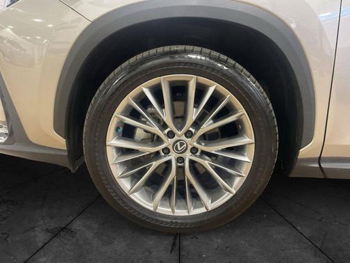Atomic Silver 2024 Lexus NX 350 Luxury