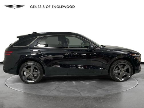 2022 Genesis GV70 2.5T AWD