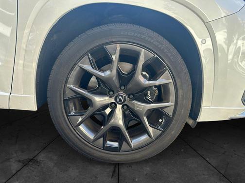 2025 Lexus TX 500h F SPORT Premium