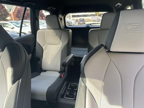 2025 Lexus TX 500h F SPORT Premium