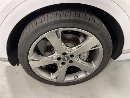 2022 Genesis GV80 2.5T