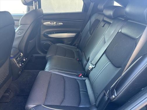 2023 Genesis GV70 2.5T AWD