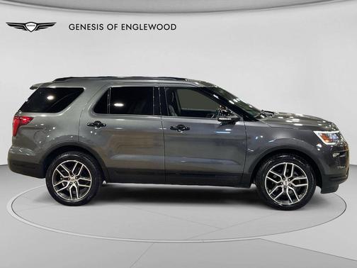 Magnetic Metallic 2018 Ford Explorer Sport