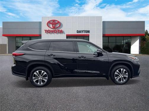 2021 Toyota Highlander Hybrid XLE