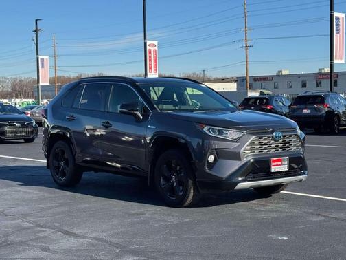 2020 Toyota RAV4 Hybrid XSE