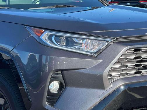 2020 Toyota RAV4 Hybrid XSE