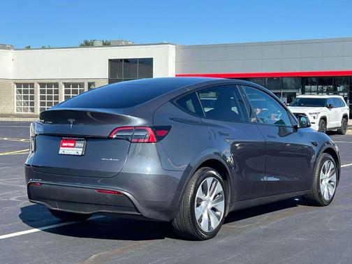 Gray 2023 Tesla Model Y Long Range