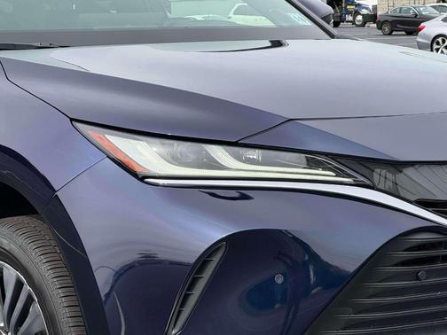 2021 Toyota Venza XLE