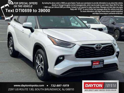 Pearl 2023 Toyota Highlander XLE