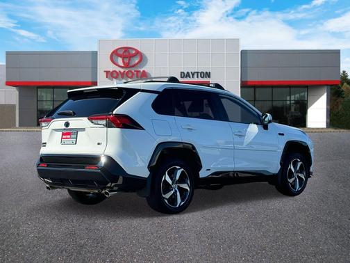 2022 Toyota RAV4 Prime SE
