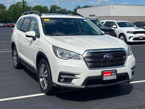 Crystal White Pearl 2020 Subaru Ascent Premium 7-Passenger