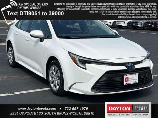 Ice 2025 Toyota Corolla Hybrid LE
