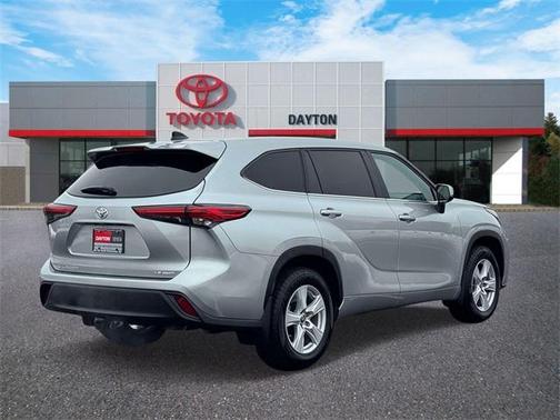 2023 Toyota Highlander LE