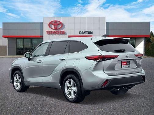 2023 Toyota Highlander LE