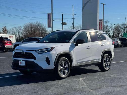 2024 Toyota RAV4 Hybrid LE
