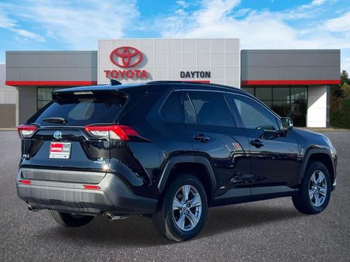 2023 Toyota RAV4 Hybrid LE