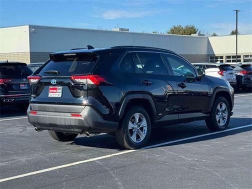 2023 Toyota RAV4 Hybrid LE