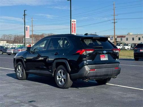 2023 Toyota RAV4 Hybrid LE