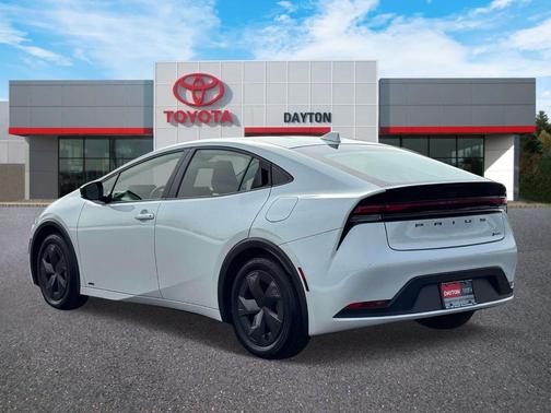 2024 Toyota Prius LE
