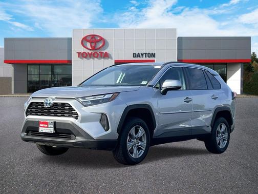2022 Toyota RAV4 Hybrid XLE