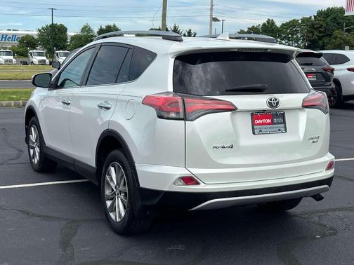 Blizzard Pearl 2017 Toyota RAV4 Limited