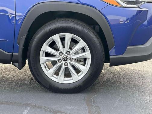 2023 Toyota Corolla Cross LE