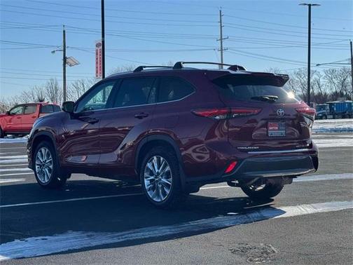 2022 Toyota Highlander Limited