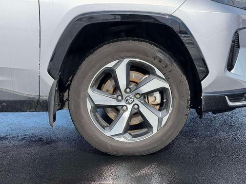 2023 Toyota RAV4 Prime SE