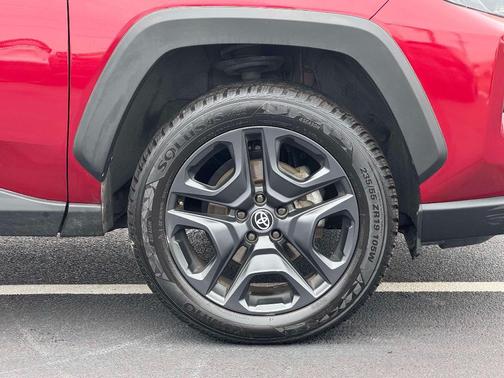 2023 Toyota RAV4 Adventure