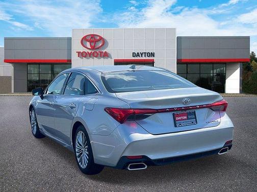 Celestial Silver Metallic 2019 Toyota Avalon Limited