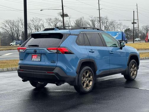 2023 Toyota RAV4 Hybrid Woodland Edition